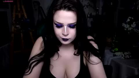 Snapshot of rouzfarrelll chatting on 09.27.25 rouzfarrelll online show from 09.27.25