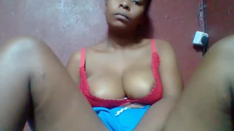 rovaelyah online show from 02.14.26