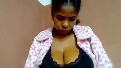 rovaelyah online show from 07.14.26