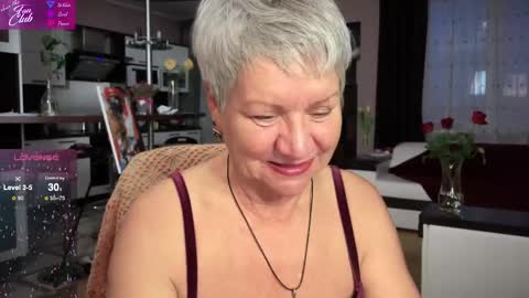 Roxana online show from 02.14.25