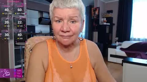 Snapshot of roxana_brooks chatting on 02.17.26 Roxana online show from 02.17.26