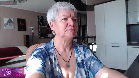 Roxana online show from 04.05.26