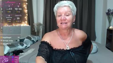Snapshot of roxana_brooks chatting on 05.05.26 Roxana online show from 05.05.26