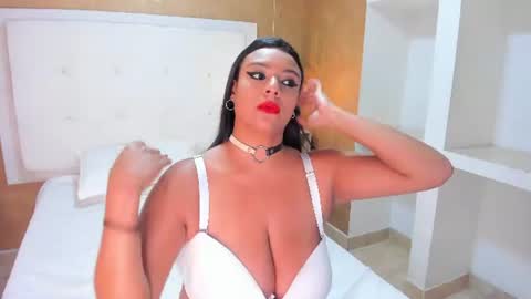 Snapshot of roxanaboobs chatting on 07.07.26 roxanaboobs online show from 07.07.26