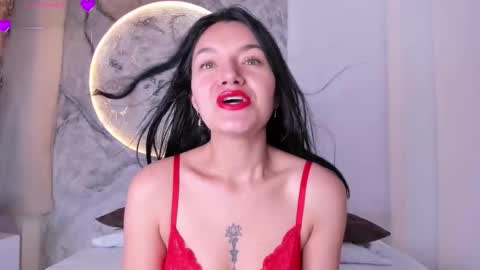 roxanaborns online show from 12.22.25