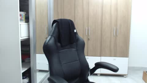 Snapshot of roxanalove7 chatting on 12.19.24 Roxana online show from 12.19.24