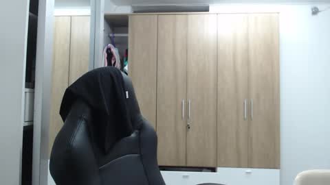 Snapshot of roxanalove7 chatting on 12.20.24 Roxana online show from 12.20.24