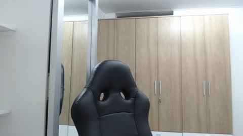 Snapshot of roxanalove7 chatting on 01.01.25 Roxana online show from 01.01.25