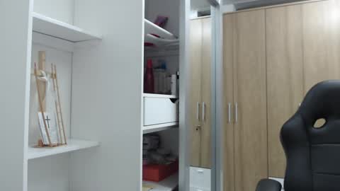 Snapshot of roxanalove7 chatting on 01.01.25 Roxana online show from 01.01.25