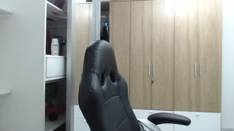 Snapshot of roxanalove7 chatting on 01.05.25 Roxana online show from 01.05.25