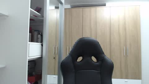 Snapshot of roxanalove7 chatting on 01.06.25 Roxana online show from 01.06.25