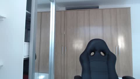 Snapshot of roxanalove7 chatting on 01.10.25 Roxana online show from 01.10.25