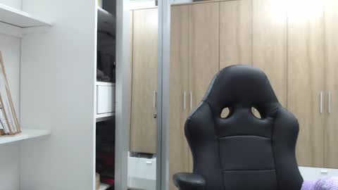 Snapshot of roxanalove7 chatting on 01.14.25 Roxana online show from 01.14.25