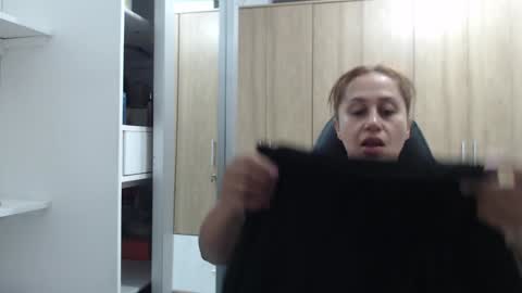 Snapshot of roxanalove7 chatting on 01.15.25 Roxana online show from 01.15.25