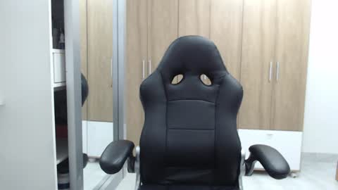 Snapshot of roxanalove7 chatting on 01.19.25 Roxana online show from 01.19.25