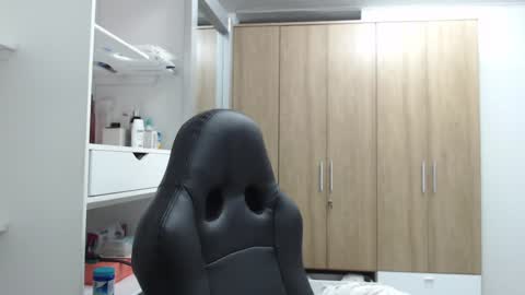 Snapshot of roxanalove7 chatting on 01.21.25 Roxana online show from 01.21.25