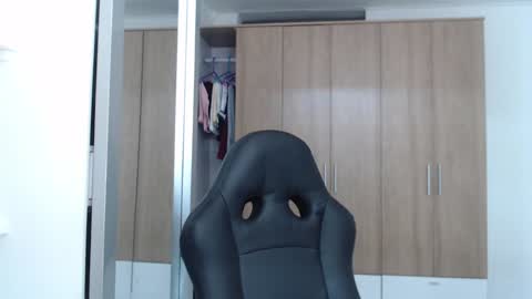 Snapshot of roxanalove7 chatting on 01.21.25 Roxana online show from 01.21.25