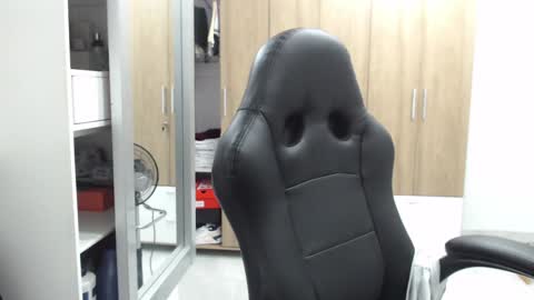 Snapshot of roxanalove7 chatting on 01.22.25 Roxana online show from 01.22.25