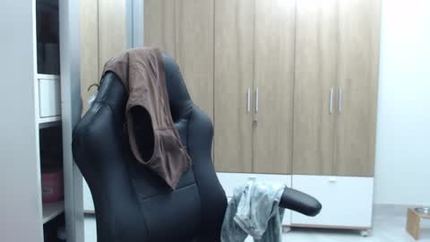 Snapshot of roxanalove7 chatting on 02.05.25 Roxana online show from 02.05.25