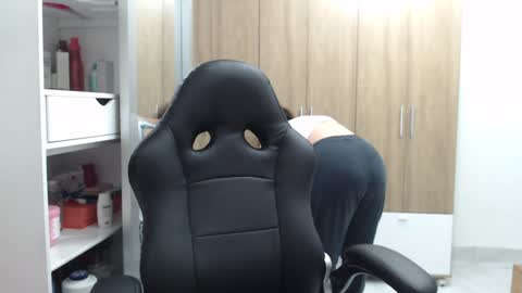 Snapshot of roxanalove7 chatting on 02.07.25 Roxana online show from 02.07.25