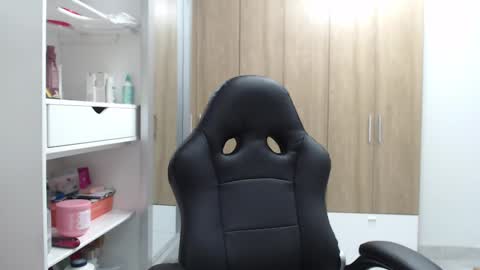 Snapshot of roxanalove7 chatting on 02.11.25 Roxana online show from 02.11.25