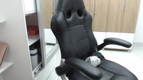 Snapshot of roxanalove7 chatting on 02.16.25 Roxana online show from 02.16.25