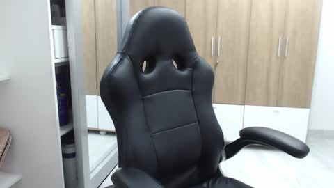 Snapshot of roxanalove7 chatting on 02.16.25 Roxana online show from 02.16.25