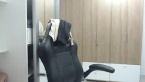 Snapshot of roxanalove7 chatting on 02.23.25 Roxana online show from 02.23.25