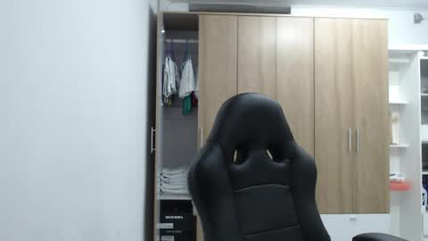 Snapshot of roxanalove7 chatting on 04.26.26 Roxana online show from 04.26.26