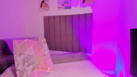 Roxane online show from 02.03.26