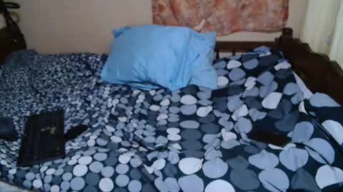 roxanne_98 online show from 02.05.25