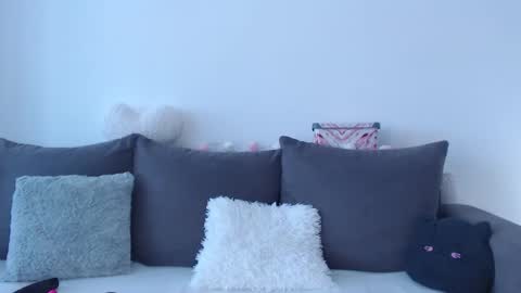 Snapshot of roxanneliss chatting on 12.04.25 roxanneliss online show from 12.04.25