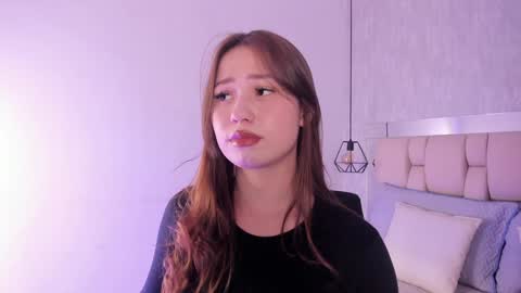 Roxie  online show from 01.14.25