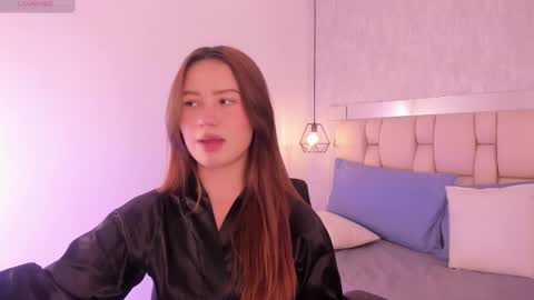 Roxie  online show from 02.18.25