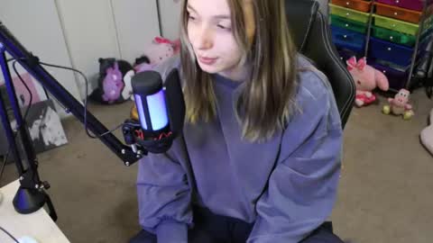 roxie online show from 10.12.25