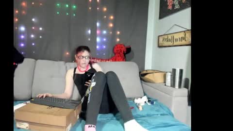 roxihazeleyes online show from 09.10.25