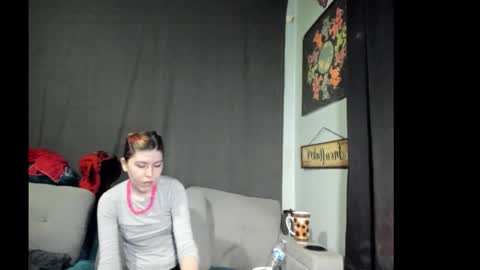 roxihazeleyes online show from 10.21.25