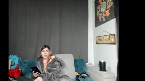 roxihazeleyes online show from 01.13.26