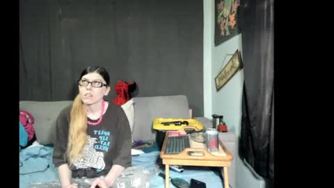 roxihazeleyes online show from 04.13.26