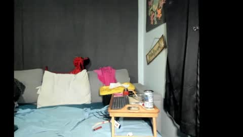 roxihazeleyes online show from 04.16.26