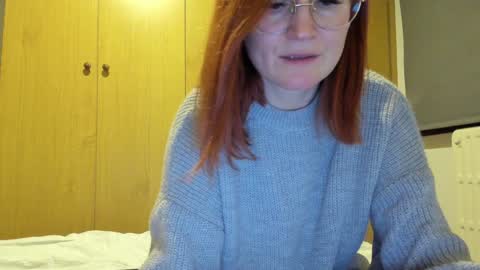Snapshot of roxxxco chatting on 12.30.24 Tatyana online show from 12.30.24