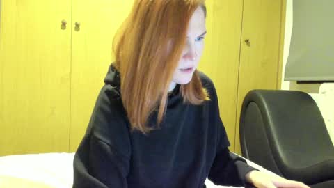 Snapshot of roxxxco chatting on 02.03.25 Tatyana online show from 02.03.25