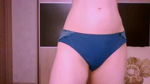 Roxxy Wharton online show from 05.17.26