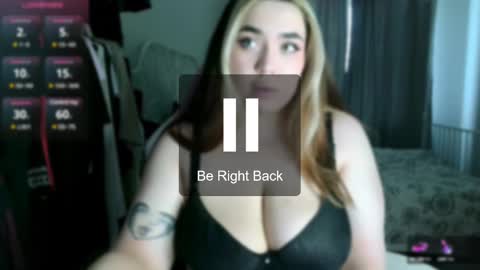 Snapshot of roxy_fleur chatting on 02.24.25 Roxy online show from 02.24.25