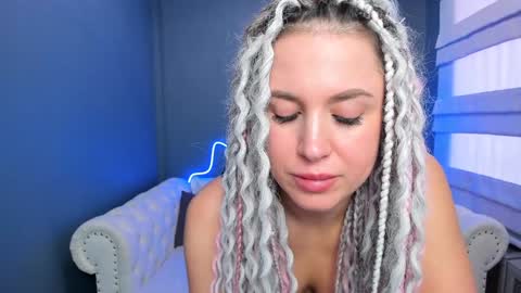 Roxy online show from 01.08.25