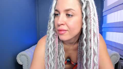 Roxy online show from 01.10.25