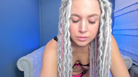 Roxy online show from 01.21.25