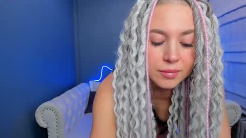 Roxy online show from 01.28.25