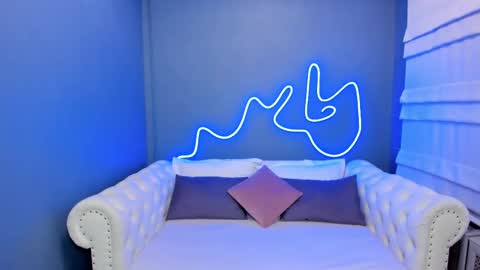 Roxy online show from 02.12.25