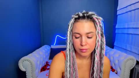 Roxy online show from 12.03.25